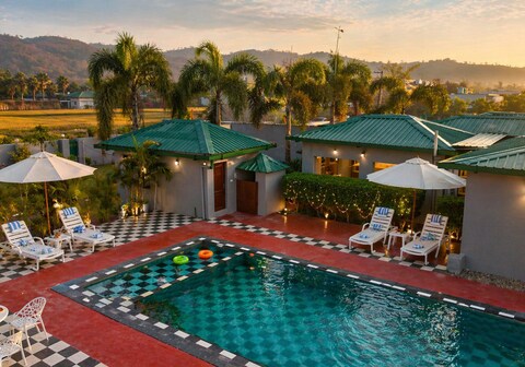 Jungle Nest Retreat Resort