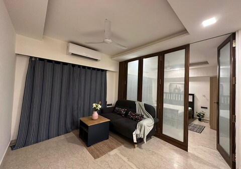1BR Service Apartment BKC
