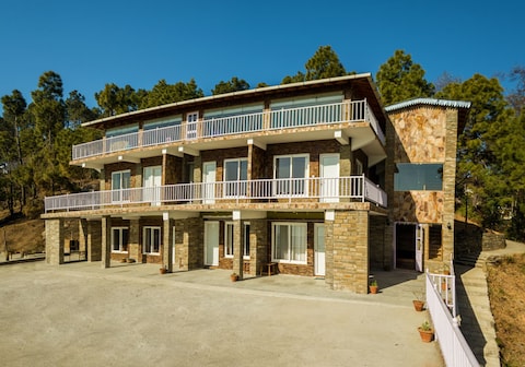 KASAR RAINBOW YOGA RETREAT (100 METER AWAY FROM KASAR DEVI TEMPLE)