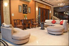 Colonial Room | Central Location | Luxurious Bathroom, Kolkata Colonial Room | Central Location | Luxurious Bathroom, Kolkata
