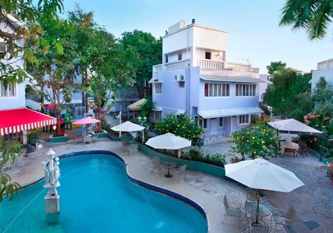 Avion Holiday Resort