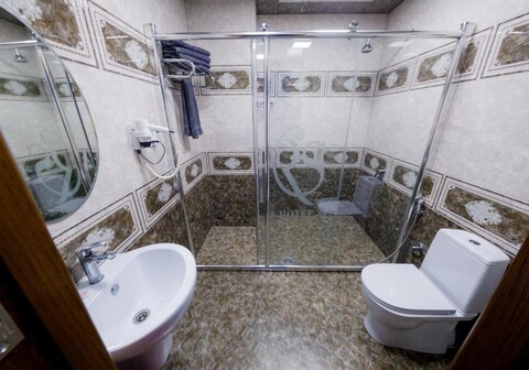 Royal Sapphire Hotel