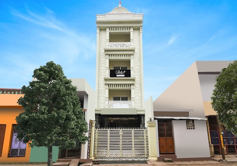 Super Collection O Paschim Dwar Near Jagannatha Temple