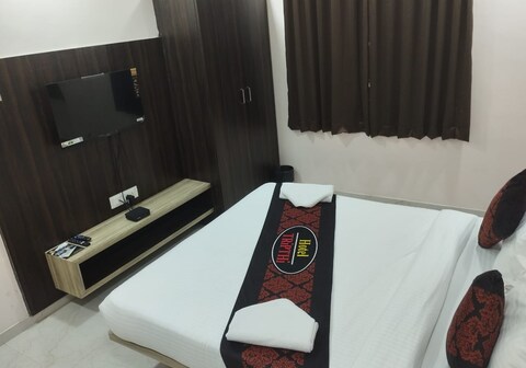 TRIPTHI LODGING AND BOARDING