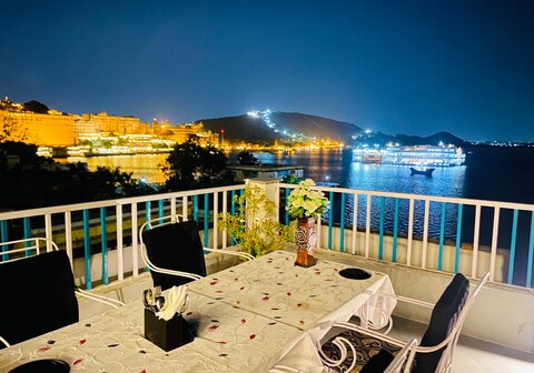 Prathaniya comfort stay