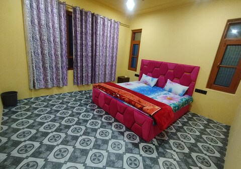 SHAYAS GUEST HOUSE