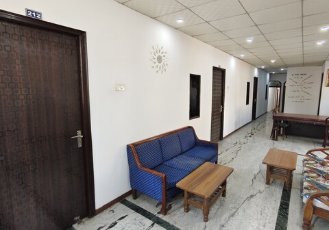 Rajdhani guest house