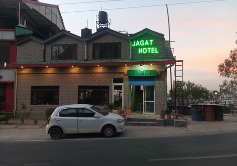 JAGAT HOTEL & EKANT RESTAURANT