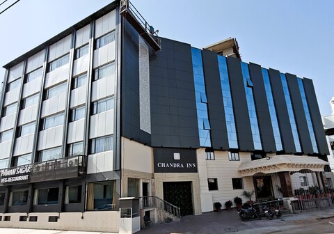 Chandra Inn