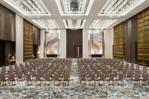 Waldorf Astoria Kuwait by Hilton