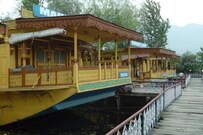 Mahjong Houseboat, Srinagar Mahjong Houseboat, Srinagar