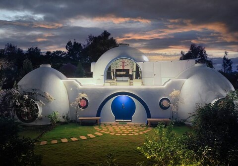 Dome Villa By Jade l Blue