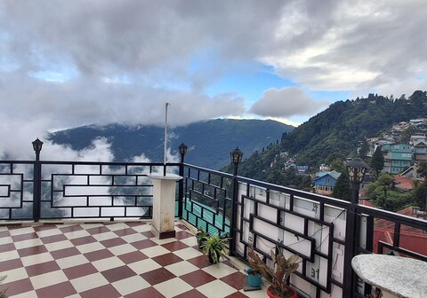 HOTEL KUMUD RESIDENCY