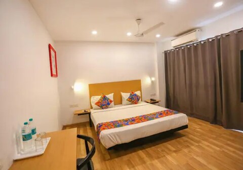 FabHotel Ashirwad Inn