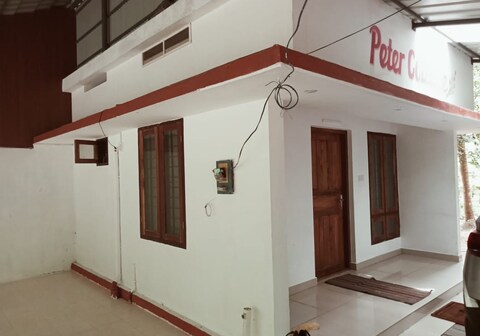 Peter Cottage 2bh