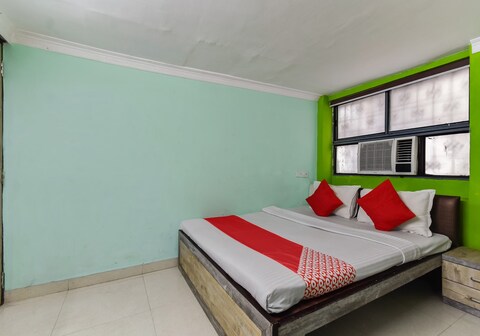 Hotel O A One Guest House New Market