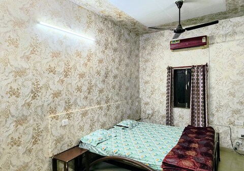 Janardan Guesthouse Lucknow