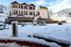 Tathastu Resort, Mukteshwar Tathastu Resort, Mukteshwar