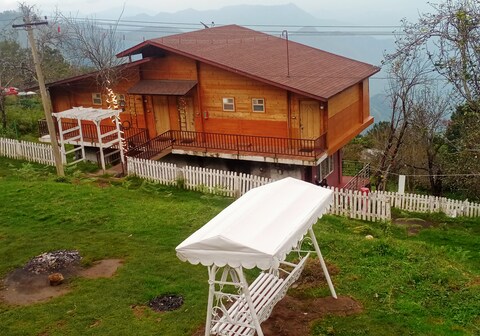 Praveen Woodhouse Kodaikanal Vattakanal