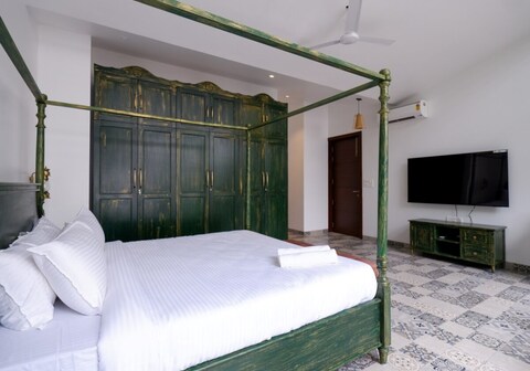 Private Heated Pool | Candolim | Luxe Villa