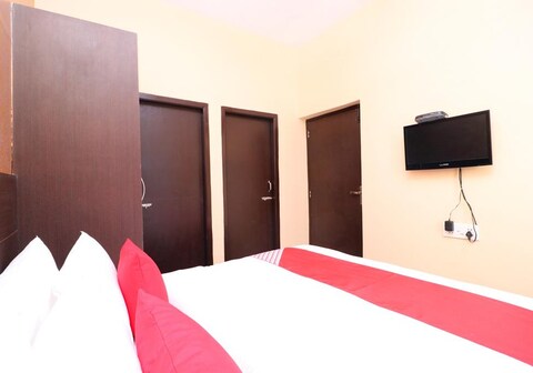 The Amson Stays, Ludhiana