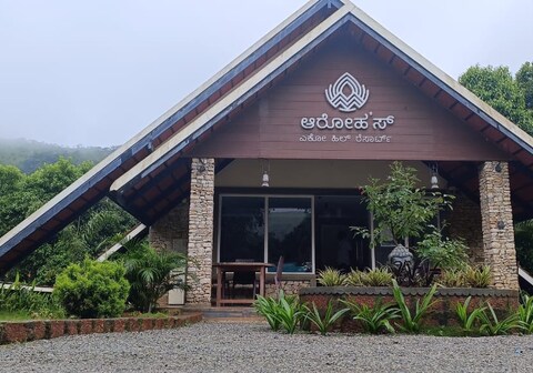 AROHA'S ECO HILL RESORT