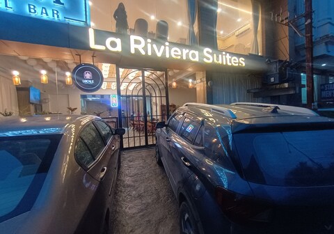 Falcons Nest LA RIVIERA