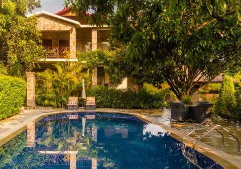 Tree of Life Vanvilas Riveredge, Corbett