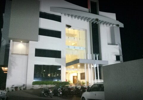 Hotel Maharaja Executive