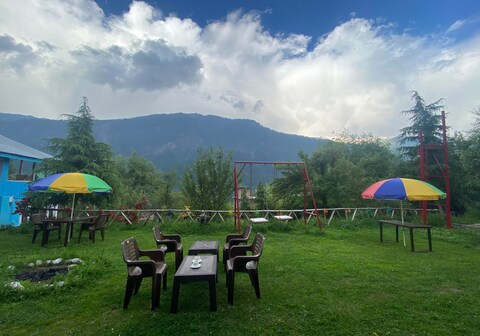 SAIRRA (Chalet & Bistro), Manali