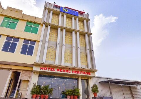 FabHotel Pacific View