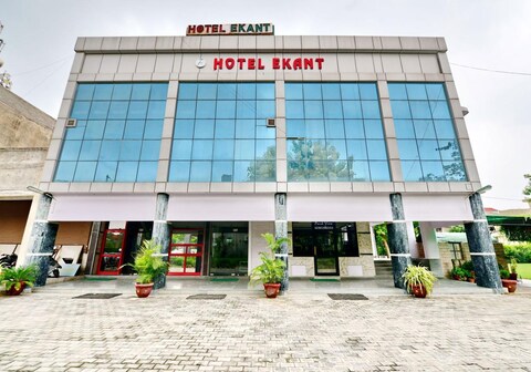 Hotel Ekant