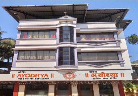 Hotel Ayodhya