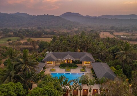 StayVista at Floret @ Amara Villa