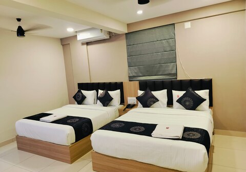 Hotel Sahara Express