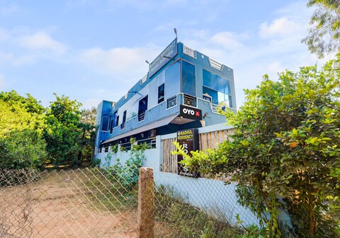 Hotel O Raghul Residency