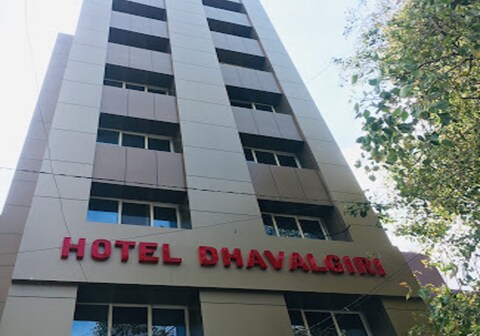 Hotel Dhavalgiri