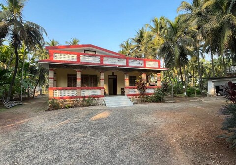 Palm Groove Holiday Home