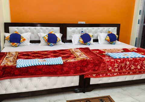 NARAYAN HOME STAY