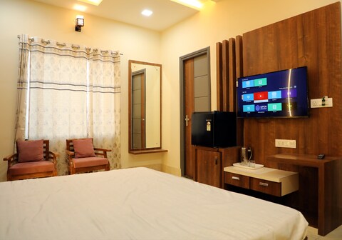 HOTEL RAJ RESIDENCY