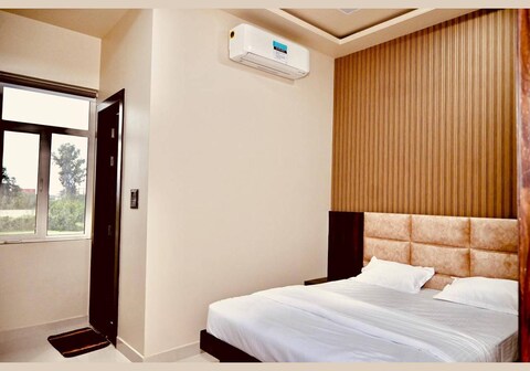Hotel Rameshwaram