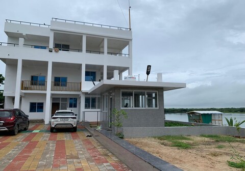 Thillai Mangrove Stay