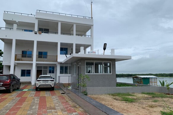 Thillai Mangrove Stay