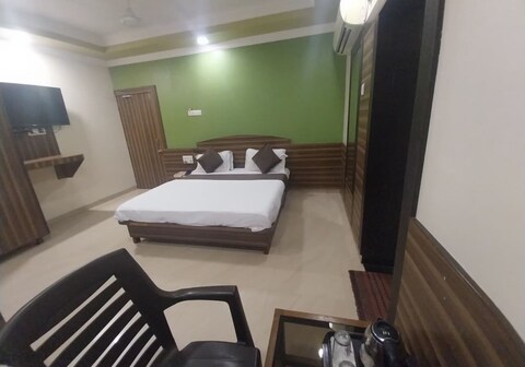 LAXMI GUEST HOUSE