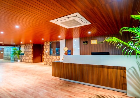 Hotel SGI- Jaipur Airport Hotel