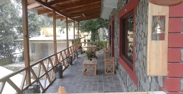 stone-heights-nainital-corridor