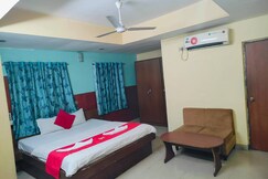Exclusive 3BHK Service Apartment Beside Airport, Kolkata Exclusive 3BHK Service Apartment Beside Airport, Kolkata