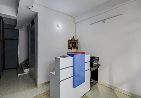 OYO 804782 Yadav Residency