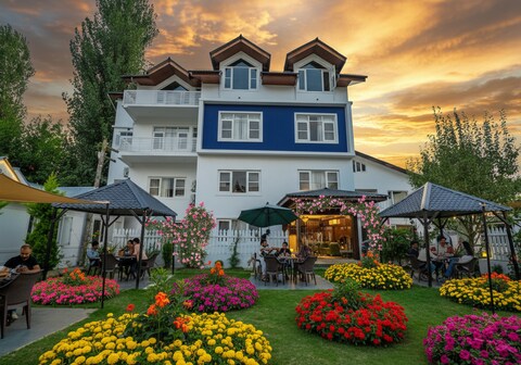 HOTEL FIRDOUS BY SOLAIRE