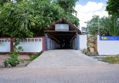 FabHotel Bella Vagues - 700M from Kovalam Beach